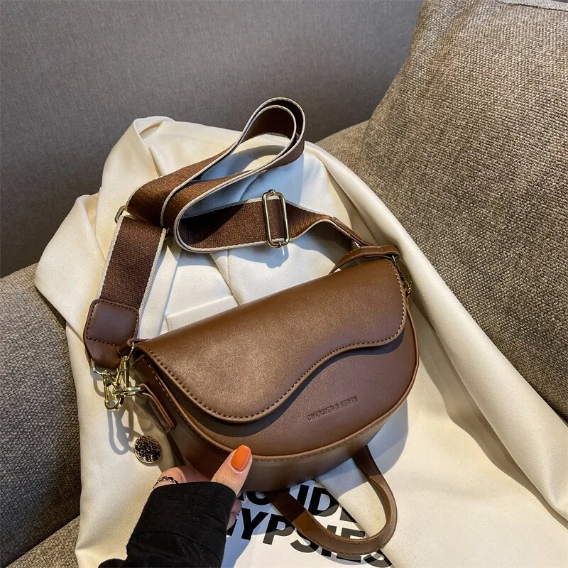 Women Bags Guess - Frauen Vintage Einfarbig Klappe Kleine Sattel